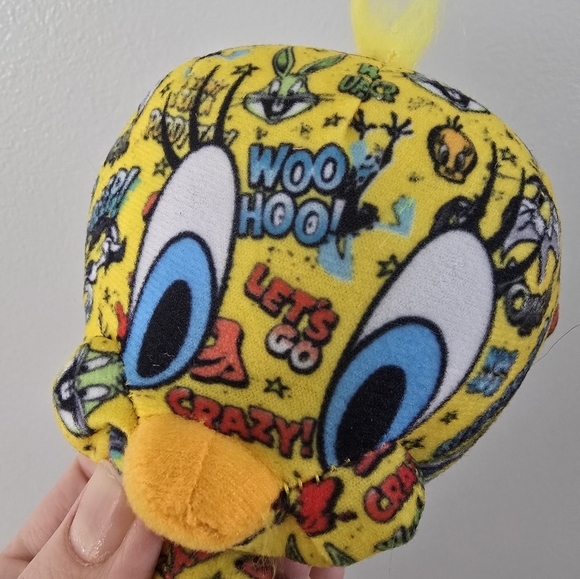Looney Tunes Tweety Plush with Comic Print - Picture 7 of 13